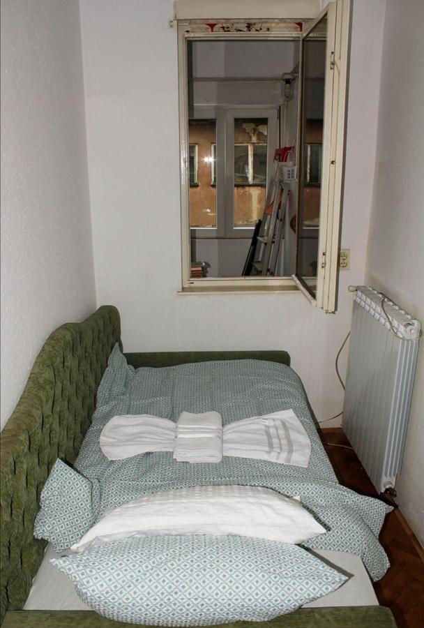 Apartman Masha Apartamento Belgrado Exterior foto
